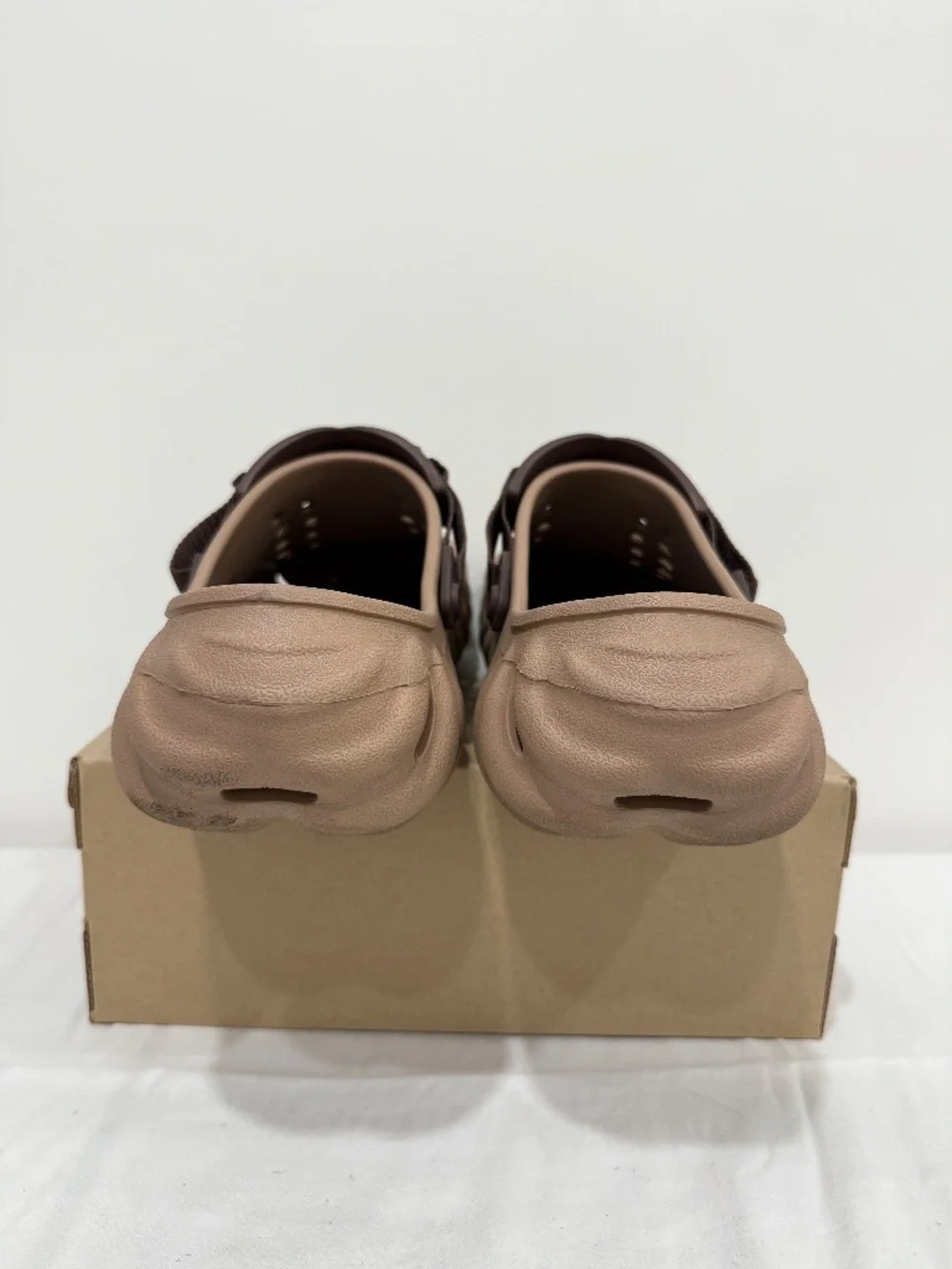 Used W/O Box! Mens Crocs Echo Brown Athletic Comfortable Slip On Sandals Size 11